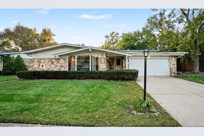 440 N Arizona Avenue, Glenwood, IL 60425 - Photo 1