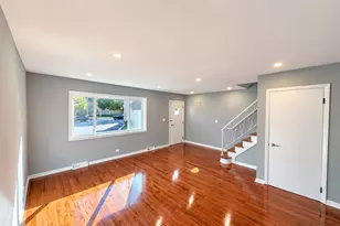 529 E Lincoln St, Mount Prospect, IL 60056 - Photo 4