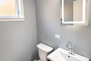 529 E Lincoln St, Mount Prospect, IL 60056 - Photo 6