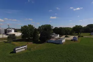 312 N West St, Marengo, IL 60152 - Photo 22