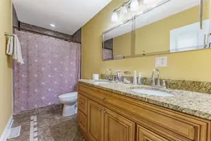 346 Eaton Ave, Romeoville, IL 60446 - Photo 18