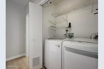 8 E Randolph Street #2105, Chicago, IL 60601 - Photo 16