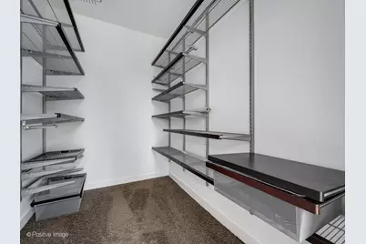8 E Randolph Street #2105, Chicago, IL 60601 - Photo 14