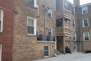 2836 W Arthur St, Chicago, IL 60645 - Photo 10