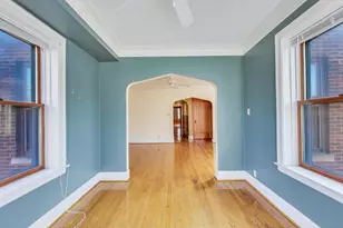 4229 N Ashland Ave, Chicago, IL 60613 - Photo 6