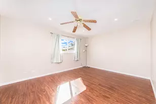 9135 Hollyberry Ave, Des Plaines, IL 60016 - Photo 18