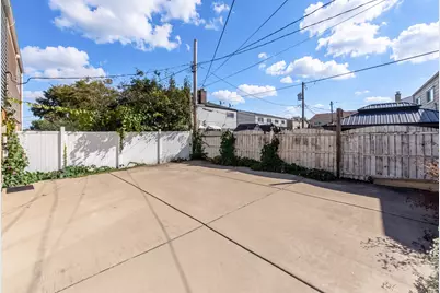 9135 Hollyberry Avenue, Des Plaines, IL 60016 - Photo 26