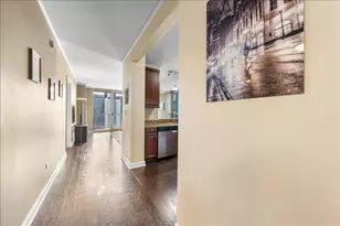 420 E Waterside Dr, Chicago, IL 60601 - Photo 2