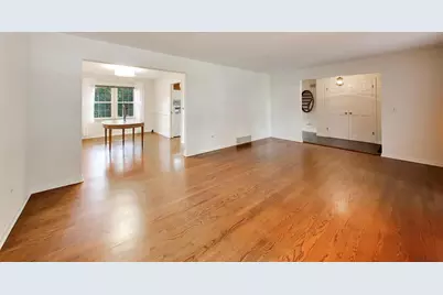 1535 N Haddow Avenue, Arlington Heights, IL 60004 - Photo 6