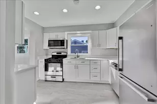 218 S Morgan Ave, Wheaton, IL 60187 - Photo 10