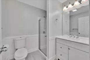 218 S Morgan Ave, Wheaton, IL 60187 - Photo 20