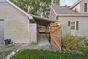 213 N Main St, Saybrook, IL 61770 - Photo 44