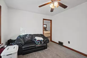 213 N Main St, Saybrook, IL 61770 - Photo 28