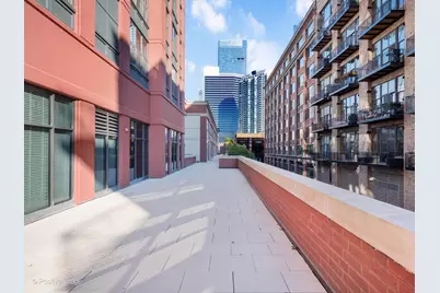 330 N Jefferson Street #402, Chicago, IL 60661 - Photo 20