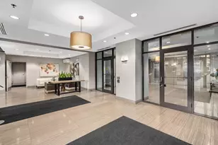 330 N Jefferson St, Chicago, IL 60661 - Photo 2