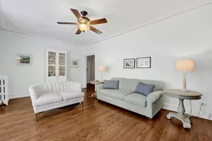 4457 N Beacon St, Chicago, IL 60640 - Photo 8
