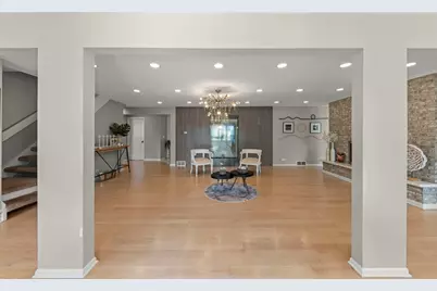 23W735 Hobson Road, Naperville, IL 60540 - Photo 8