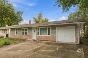 15321 Willow Ln, Markham, IL 60428 - Photo 2