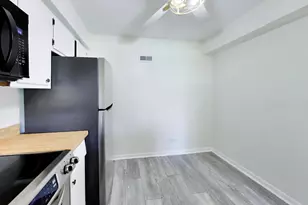 15801 Orlan Brook Dr, Orland Park, IL 60462 - Photo 8