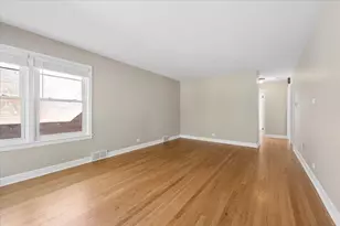 6539 N Neva Ave, Chicago, IL 60631 - Photo 2