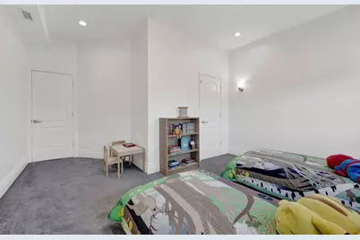 4627 S Saint Lawrence Avenue, Chicago, IL 60653 - Photo 22