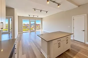1554 N Talman Ave, Chicago, IL 60622 - Photo 8