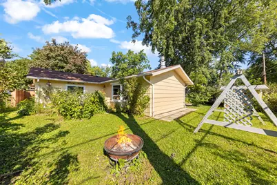 7101 Edgebrook Lane, Hanover Park, IL 60133 - Photo 24