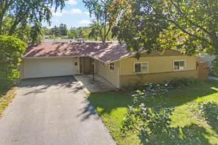 7101 Edgebrook Ln, Hanover Park, IL 60133 - Photo 26