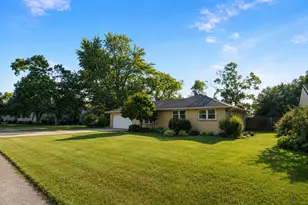 17649 65th Ave, Tinley Park, IL 60477 - Photo 4