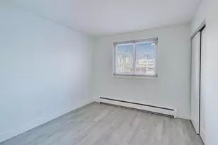 10360 Michael Todd Terrace, Glenview, IL 60025 - Photo 8