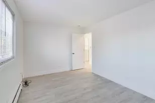 10360 Michael Todd Terrace, Glenview, IL 60025 - Photo 6