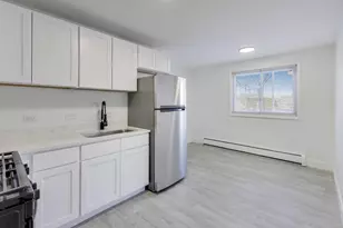 10360 Michael Todd Terrace, Glenview, IL 60025 - Photo 10