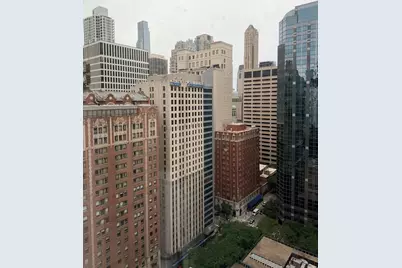 211 E Ohio Street #2706, Chicago, IL 60611 - Photo 10