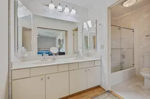 50 Lake Blvd, Buffalo Grove, IL 60089 - Photo 16
