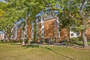 50 Lake Blvd, Buffalo Grove, IL 60089 - Photo 2