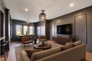 647 W Sheridan Rd, Chicago, IL 60613 - Photo 2