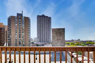 647 W Sheridan Rd, Chicago, IL 60613 - Photo 16