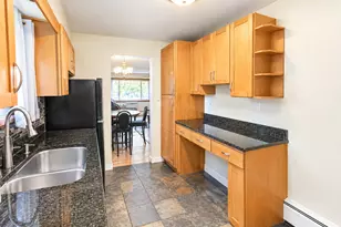 7019 N Ridge Blvd, Chicago, IL 60645 - Photo 6