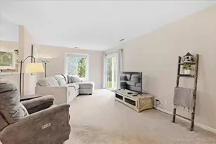 308 Primrose Ct, Aurora, IL 60504 - Photo 12