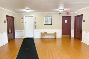 535 S Cleveland Ave S, Arlington Heights, IL 60005 - Photo 2