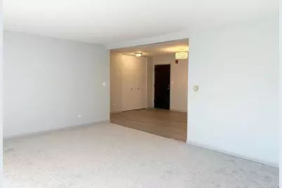 535 S Cleveland Avenue S #305, Arlington Heights, IL 60005 - Photo 12