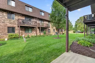 177 Uteg St, Crystal Lake, IL 60014 - Photo 22