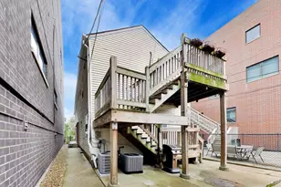 1464 W Ohio St, Chicago, IL 60642 - Photo 20