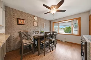 9429 Major Ave, Oak Lawn, IL 60453 - Photo 6
