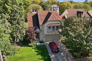 192 W Fox Hill Dr, Buffalo Grove, IL 60089 - Photo 48