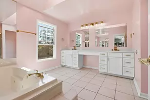 192 W Fox Hill Dr, Buffalo Grove, IL 60089 - Photo 24
