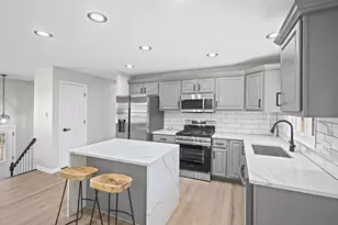 300 Hickory Ave, Romeoville, IL 60446 - Photo 20