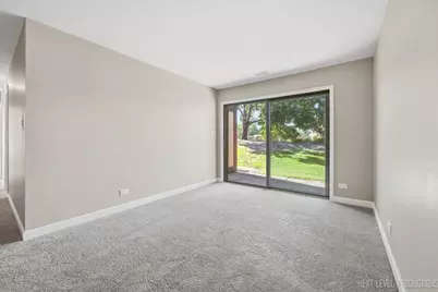 1654 Dover Court #A, Wheaton, IL 60189 - Photo 8