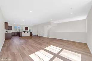 212 Mountain Interval Rd, Schaumburg, IL 60193 - Photo 2