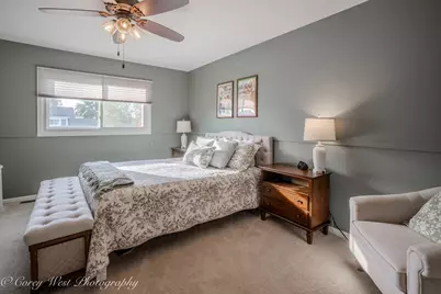 1452 S Pembroke Drive, South Elgin, IL 60177 - Photo 18
